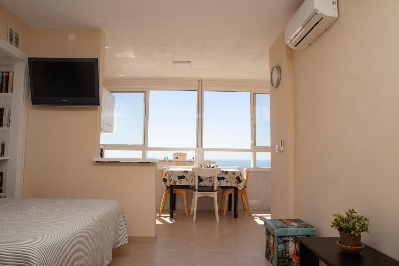 Estudio Con Vistas Al Mar Y Montana Benalmadena